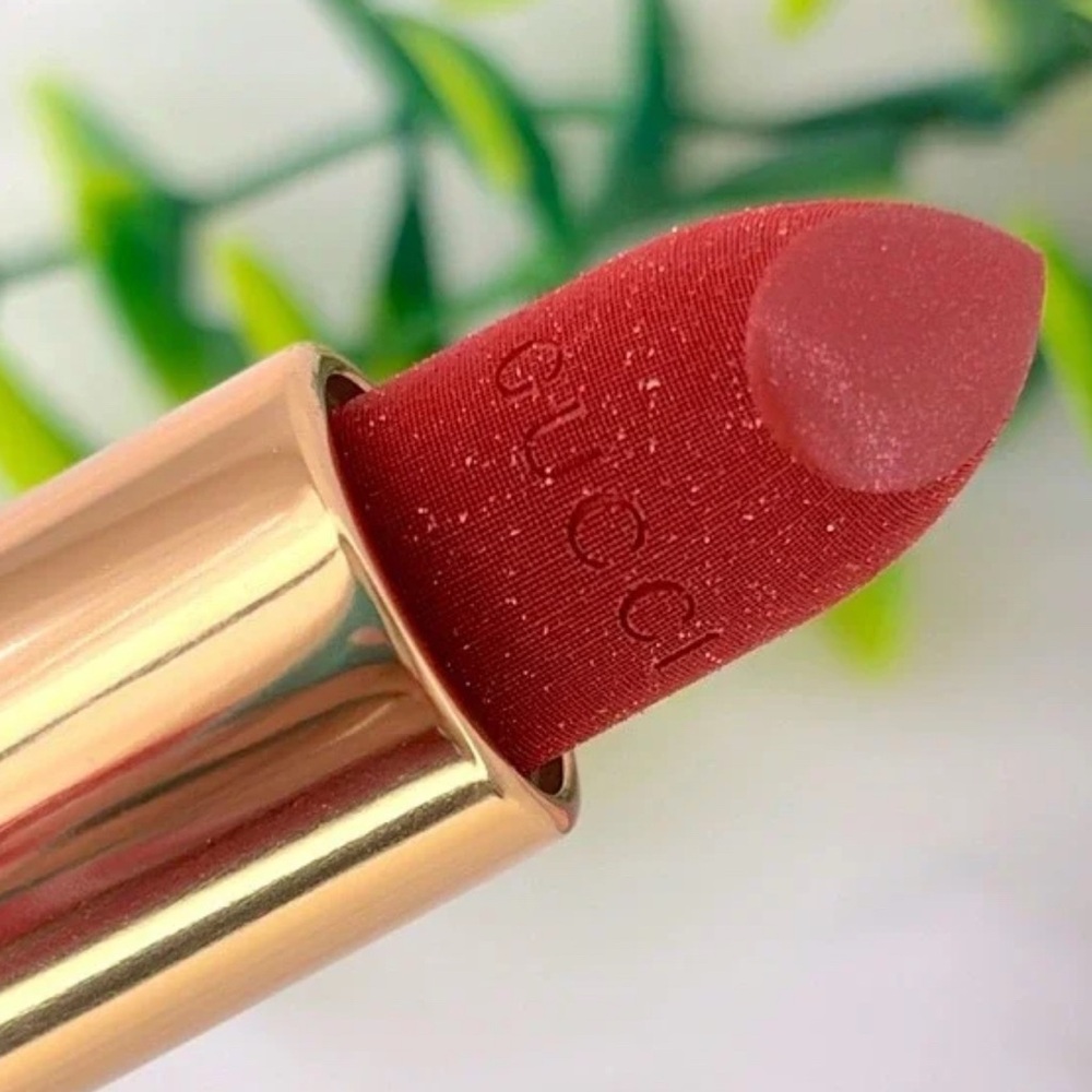 Gucci Glitter  Limited Edition Lipstick- Devotion 515 - Picture 7 of 11